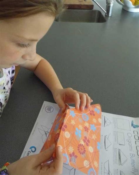 Origami butterfly tutorial - Sweet Living Magazine