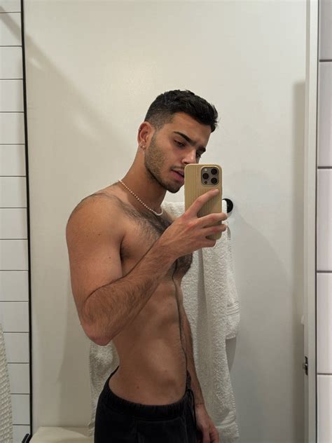 ToyBoy on Tumblr: Image tagged with noa taieb