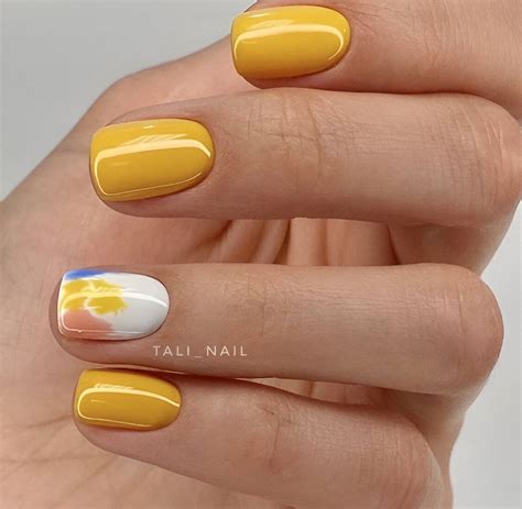 30 Gorgeous Yellow Manicures To Make You A Model