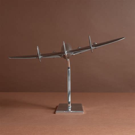 Large Polished Aluminium Lockheed Super Constellation Model – Bentleys ...