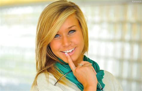 Pictures of Kennedy Leigh