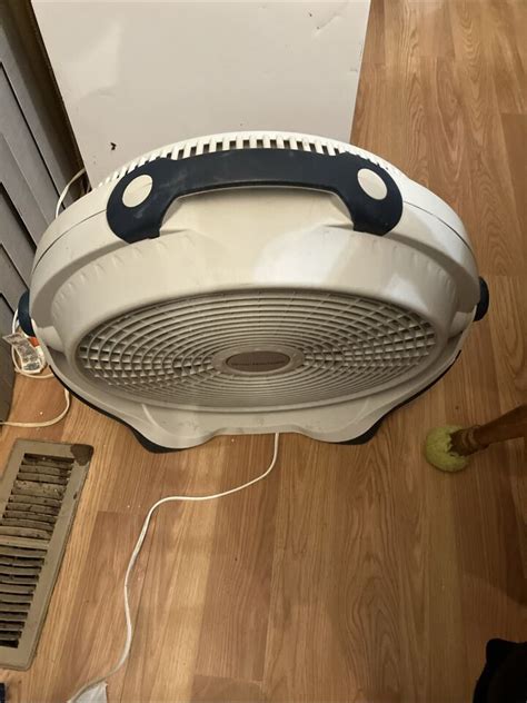 lasko wind machine    speed cooling pivoting head floor fan ebay