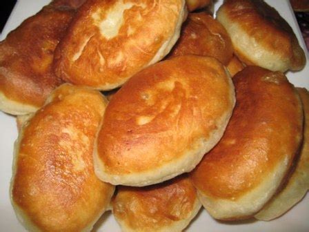 The LaRUS kitchen: Russian piroshki