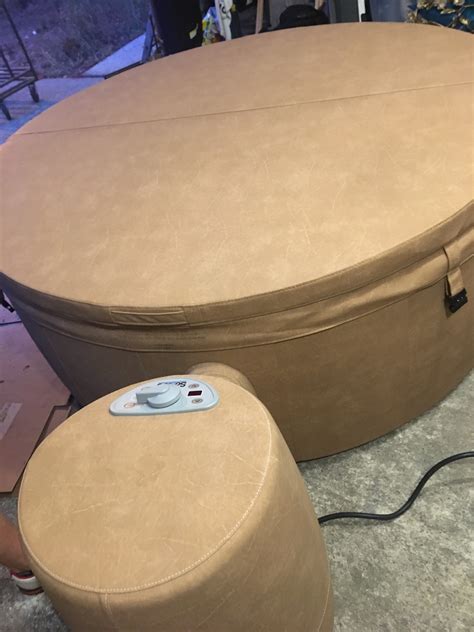 Softtub 220 Model - Hot Tub Insider