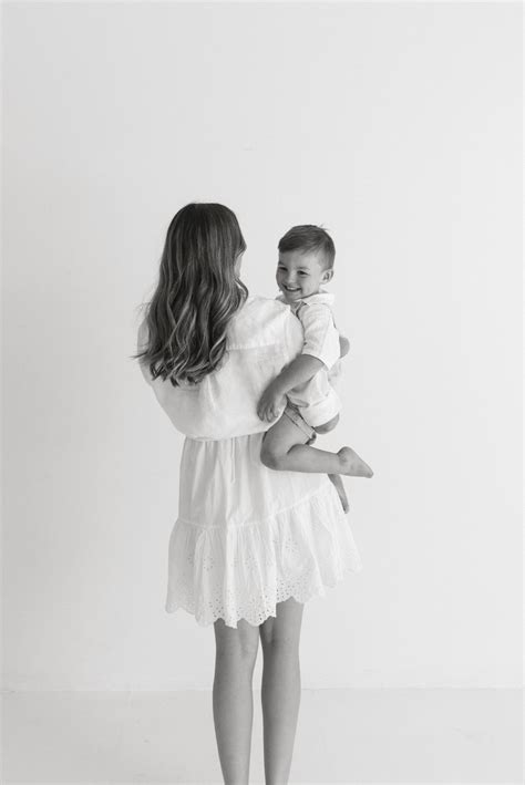 Mother And Child Pictures, Family Photos With Baby, Mom Photos, Mother