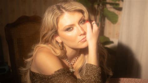 Dasha drops new stripped back version of her 'Austin' hit ...