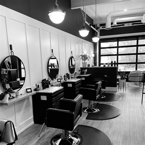 Charlie Mack Salon