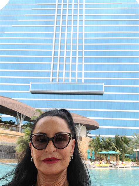 TW Pornstars - 2 pic. Rita Daniels. Twitter. #HardRockguitar. 4:07 PM