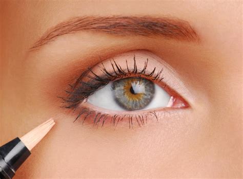 Step by Step Eye Makeup Photo Tutorial | LoveToKnow