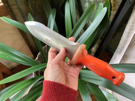 What Do I Not Get About The Hori-Hori?!? - GardenRant