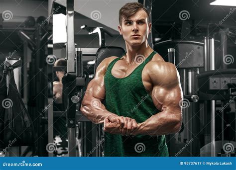 Biggest Natural Biceps