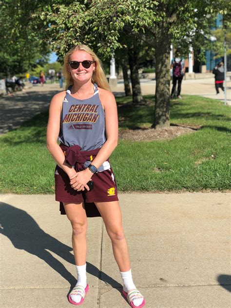 Feature Stories – Jasmine Banks BCA 332 – Medium