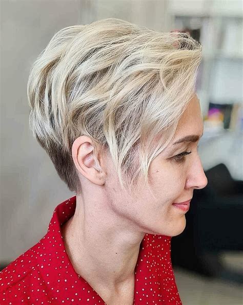 Critics are debating if the bold pixie cut men style is professional 4