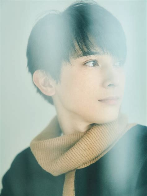 人気俳優・吉沢 亮が声優に初挑戦！ 18歳と31歳の演じ分けが凄い | 写真 | 1枚目