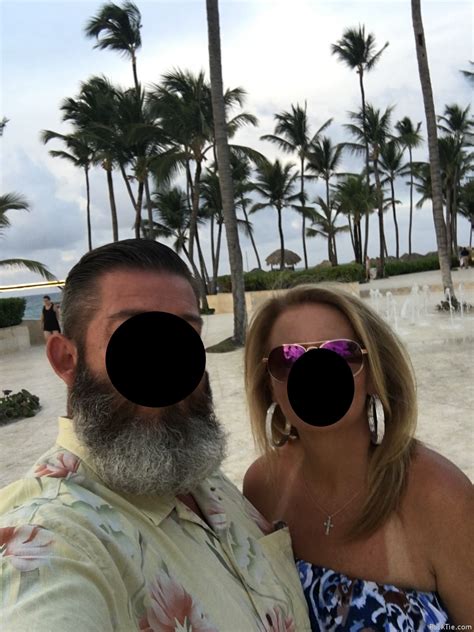 NFWcouple Photo: Having some fun! - Females or couples only.!!!