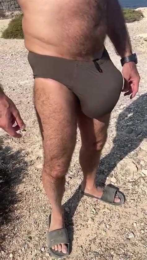 Biggest pumped bulge - ThisVid.com