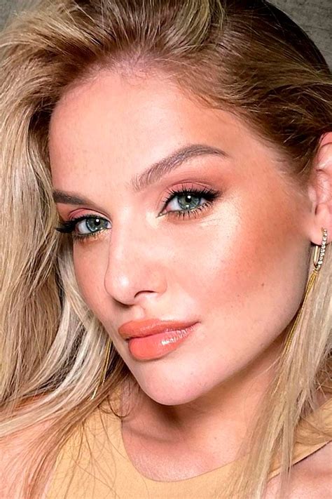 natural makeup  blonde hair green eyes male face infoupdateorg