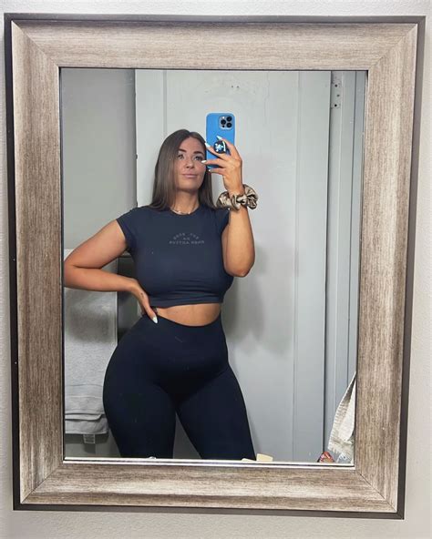 Leeci Knight - Leeci Knight added a new photo — in Salem, OR.