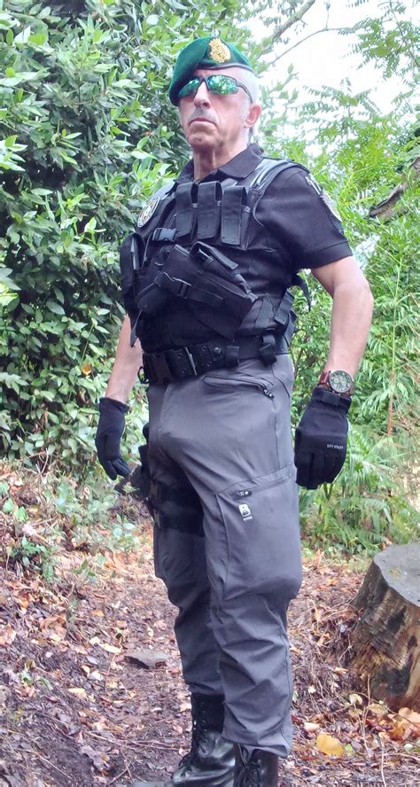 Carte Vitale, Men Fashion Photo, Hot Country Men, Handsome Older Men