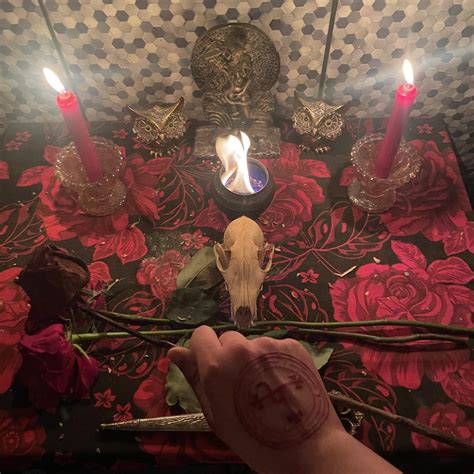 26 best r/lilith images on Pholder | did a photoshoot to honour Lilith