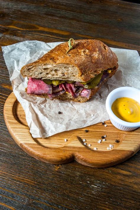 Pastrami Sandwich on Wooden Plate Stock Image - Image of mustard, bread: 106818323