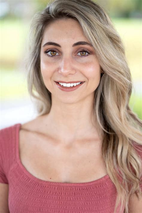 Jasmine – Gray Models & Talent