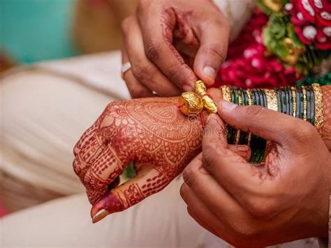 Maharashtrian Wedding Rituals: All You Need to Know!!! - Zylu