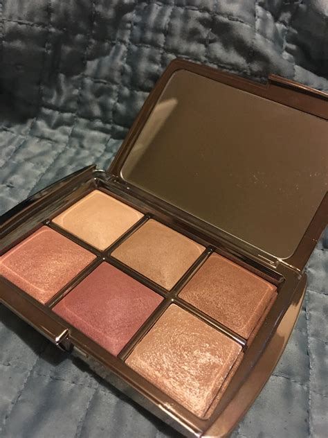 New Hourglass palette : r/cleanmakeup