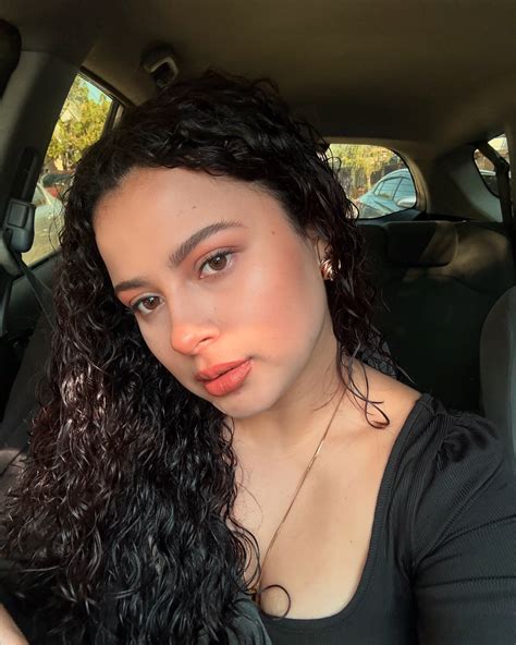 Jasmin Alvarez | | Instagram