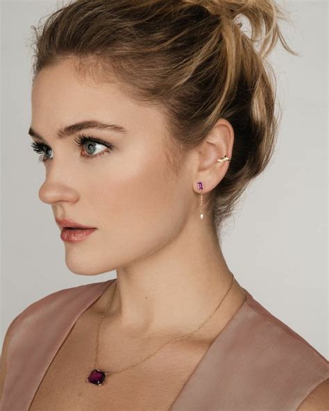 Alicia Agneson : r/PrettyGirls