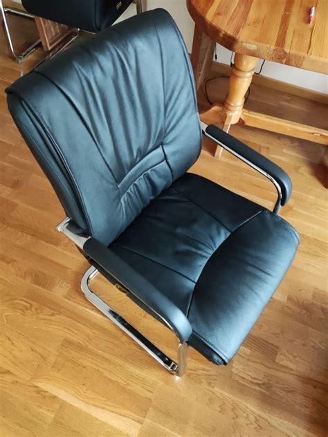 Офис столове кожени гр. София Лозенец • OLX.bg