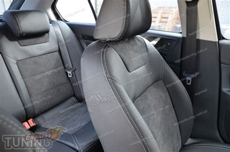 Автомобильные чехлы на сиденья (чехлы) Шкода Октавия А5 (Skoda Octavia A5)
