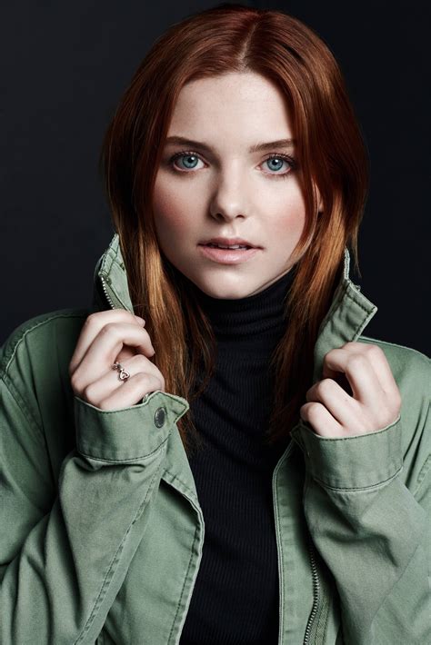 Chloe Csengery Birth Chart: Horoscope with Kundli