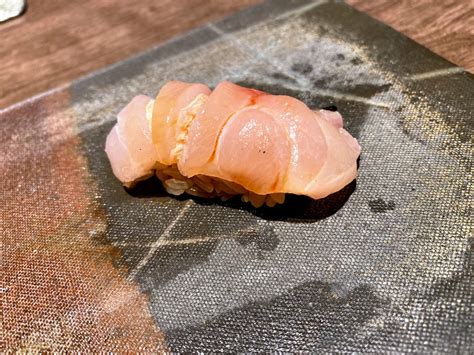 Sushi YUU – Michelin stared sushi bar at Roppongi | Gourmand Tokyo