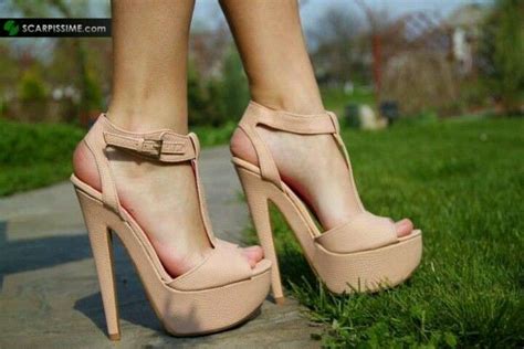 Пин на доске Shoe Slut