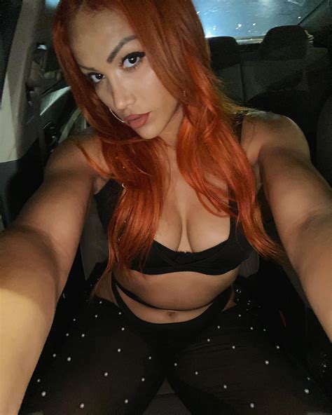 🤠 More Photoshoots coming soon…... - Salina de la Renta