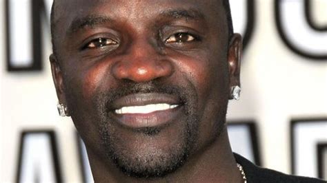 Akon | Promiflash.de