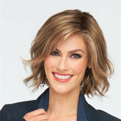 Ahead of the Curve from Raquel Welch UK Collection – The Wonderful Wig