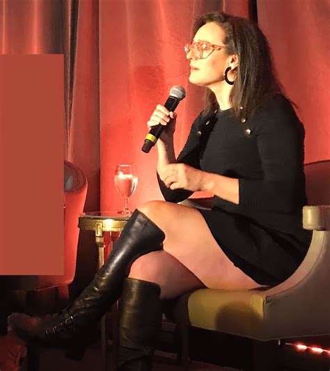 Media experts explain how mtv host kennedy stayed relevant for decades 19