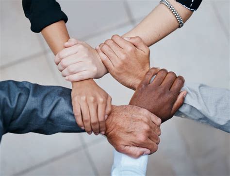 linking people  stock  pictures royalty  images