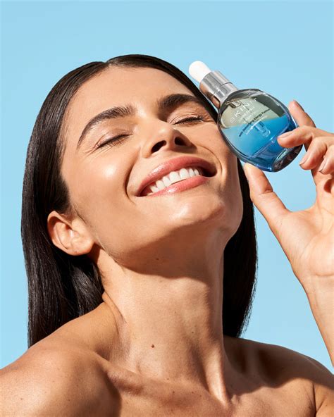 SKINN Cosmetics | Lab Fresh Formulations