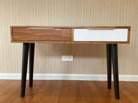 table  desk understanding  key differences