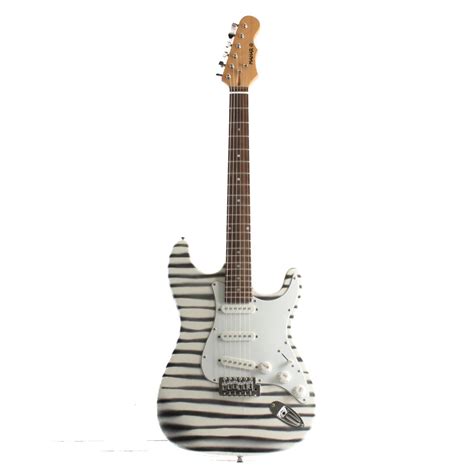 Mahar Strat Style Electric Guitar | EBTH