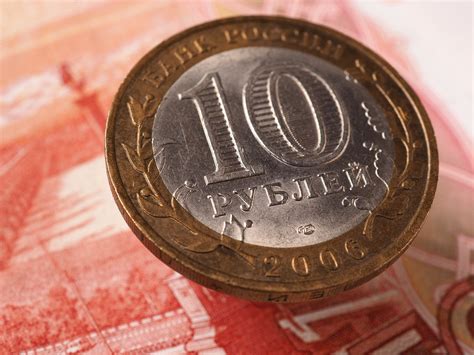 Курс доллара в августе 2024 года: почему это опасный месяц для рубля ...