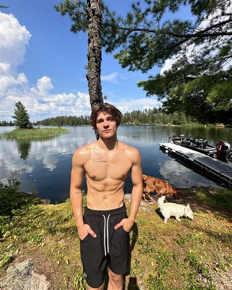 Alex Sampson | First swim of the year | Instagram