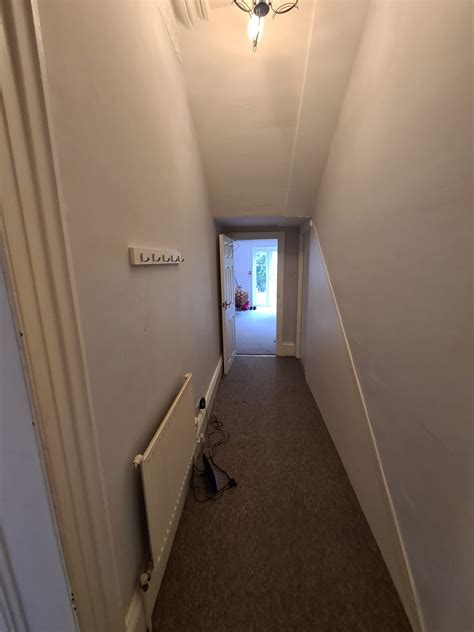 Essential Guide to the New Apsley Road Traffic Zone 17