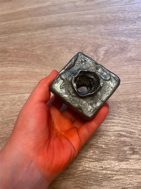I tried to make a smaller Version of the Graphite : r/chernobyl