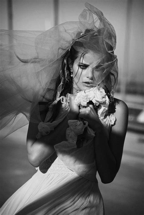 Сбежавшая невеста Изабели Фонтана | Vogue Paris: valse_boston — LiveJournal