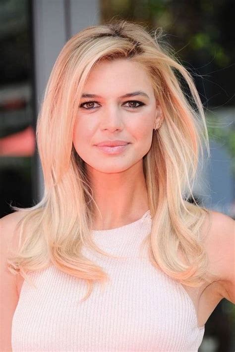 Kelly Rohrbach - Age, Birthday, Biography & Facts | HowOld.co