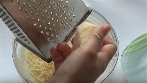 Кабачки в кляре на сковороде с чесноком: 7 быстрых и вкусных рецептов